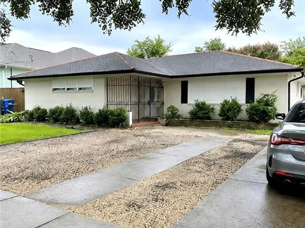 5526 Pratt Dr, New Orleans, LA 70122