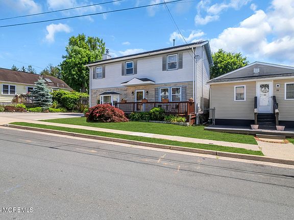 3rd image of 94 Highland Avenue