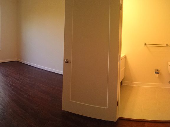 5th image of 2114 19th St N