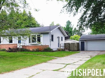 558 Westway Dr NW, Grand Rapids, MI, 49534