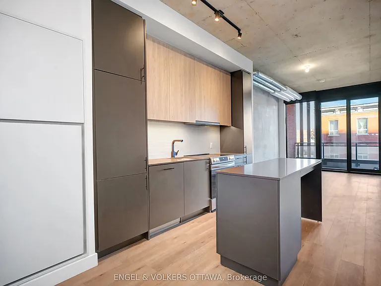 10 James St #206 — Photo 15
