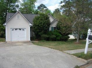 489 Village Cir, Stockbridge, GA 30281