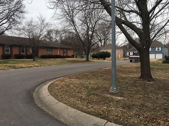 5th image of 9801 Harrison Cir
