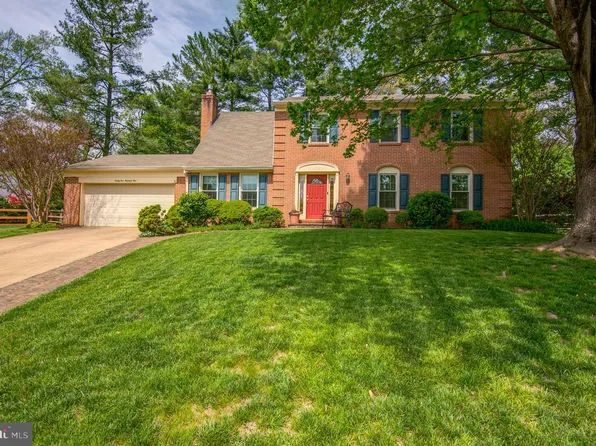 9504 Broome Ct, Vienna, VA 22182