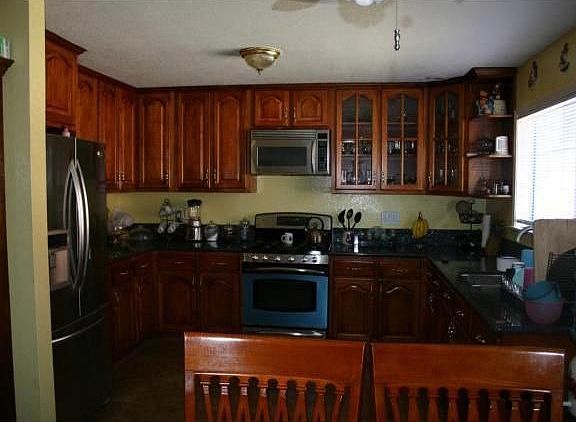 5th image of 15285 Murray Ave