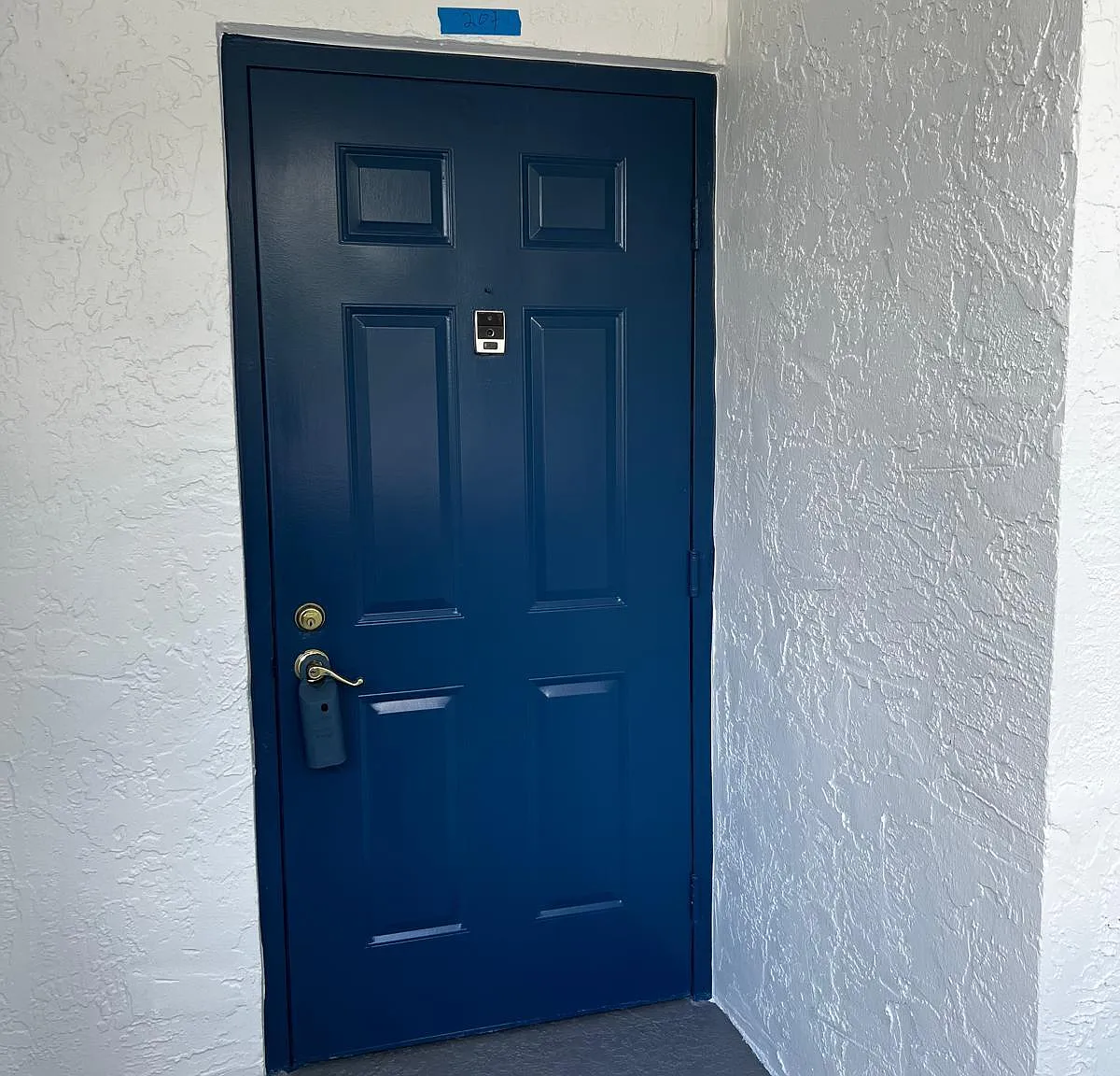 2 bed, 2.0 bath, 1090 sqft, $2,250 — Photo 2