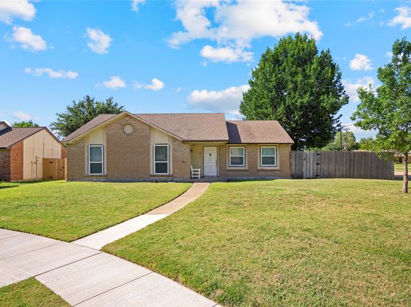 Home for Sale in Garland TX