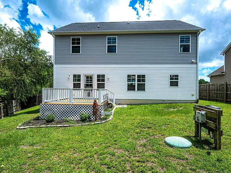 103 Chestwood Ct — Photo 24