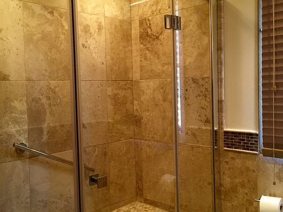 2nd image of 8151 Oak Park Blvd