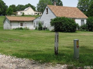 3523 E Beechwood Lake Rd, Bloomfield, IN 47424