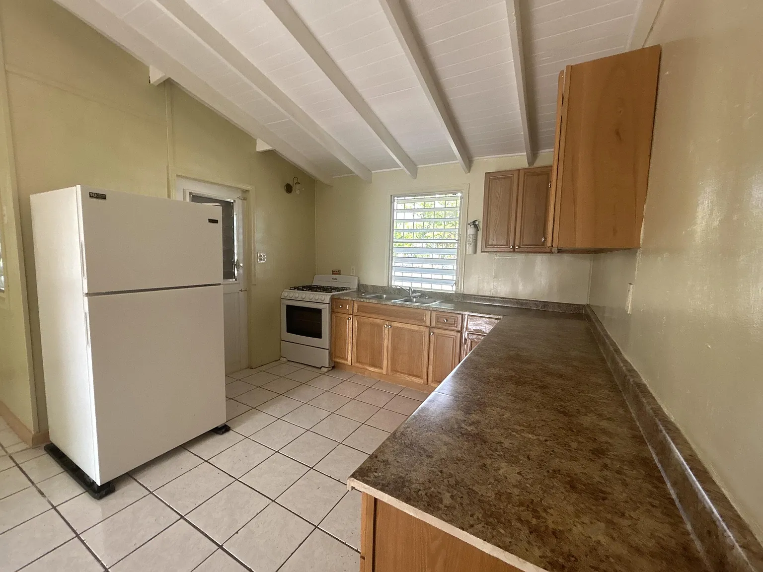 2 bed, $1,350 — Photo 3