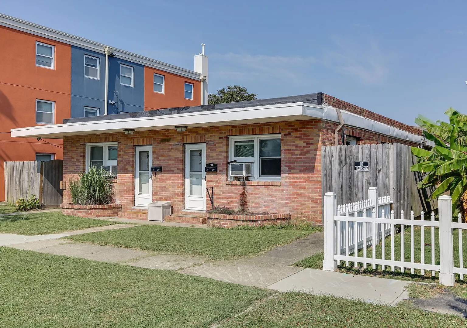 This Is The Perfect 1BR/1BA Beach Apartment Only Two Block From The Atlantic Ocean! — Photo 4