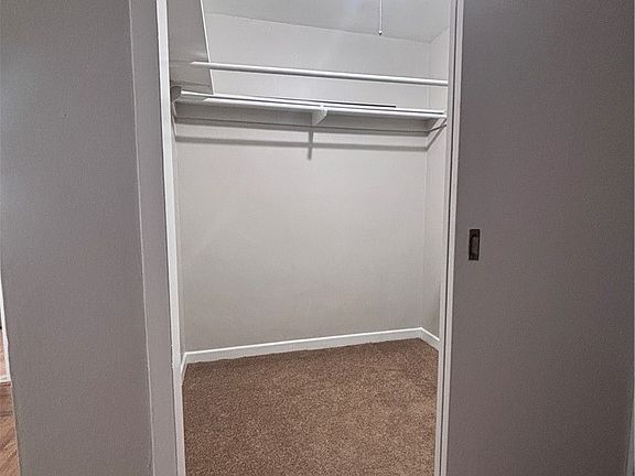 4th image of 11720 Edgewater Dr APT 1007