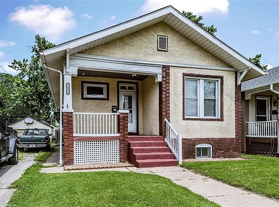 2nd image of 2421 Cleveland Blvd