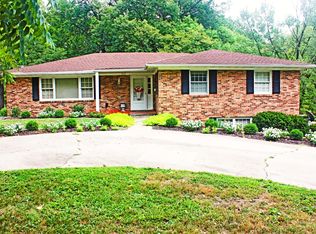 712 Eastlake Dr, Columbia, MO 65203