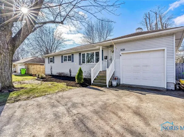 1638 Eastview Dr, Findlay, OH 45840