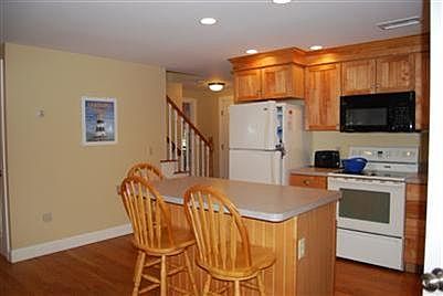 4th image of 80 Wigwam Street