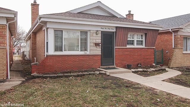 1st image of 4543 Cracow Ave