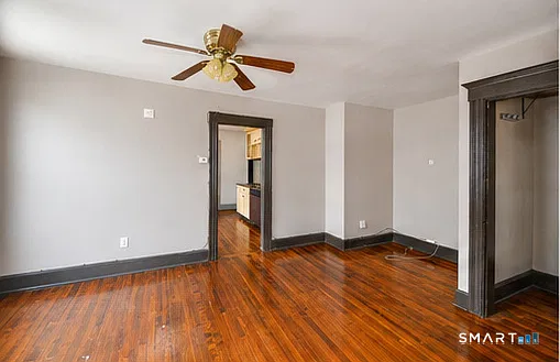 3 bed, 1.0 bath, 1675 sqft, $2,595 — Photo 4