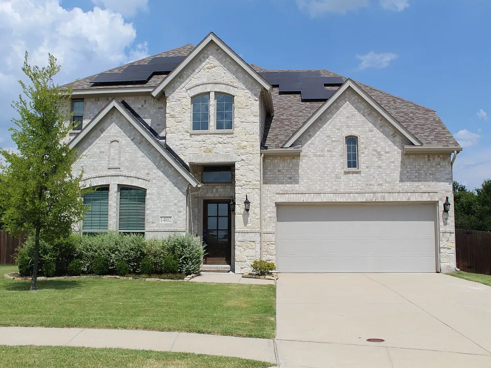 1402 Welch Dr