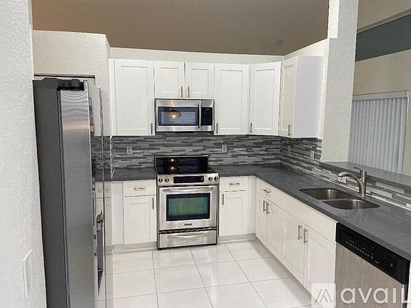 4th image of 3203 NW 123rd Ave