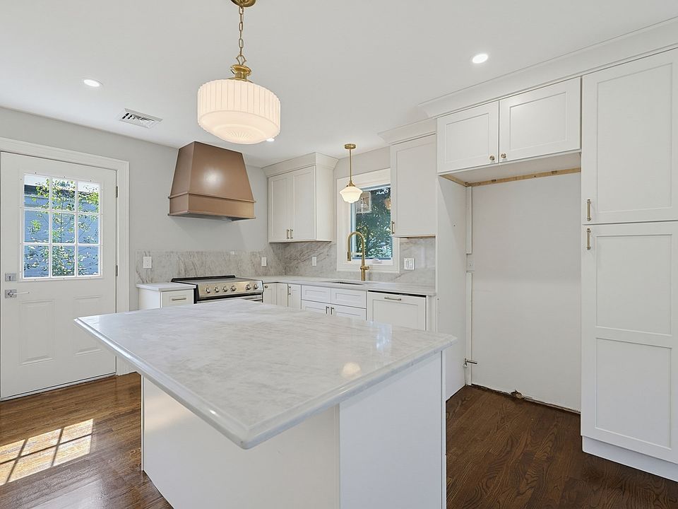 1st image of 7 Hamilton St