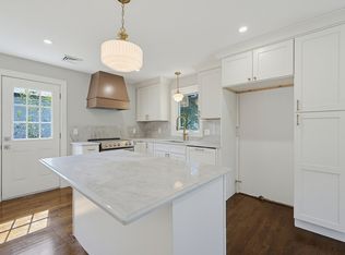 7 Hamilton St, Framingham, MA 01701