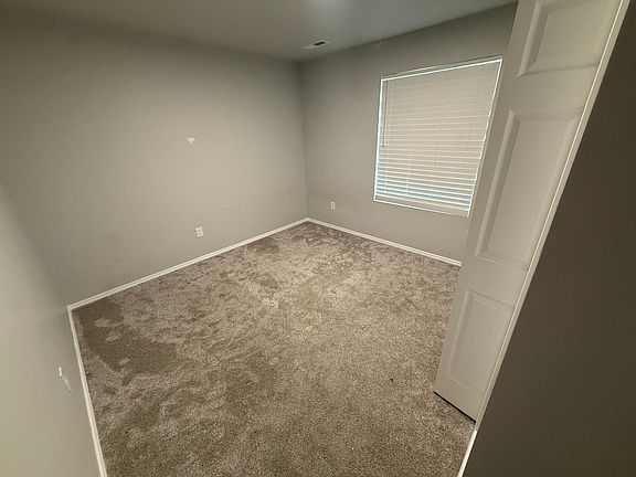 3rd image of 2937 N Rocky Bottom Way