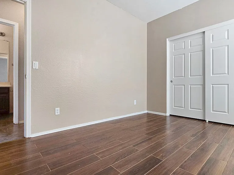 14821 W Roanoke Ave — Photo 17