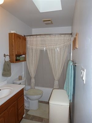 3rd image of 2594 Vanderburg St