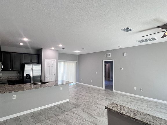 5th image of 2778 Freehold Ave SE
