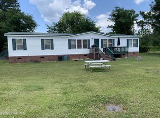 73 Clayton Ln, Rocky Point, NC 28457