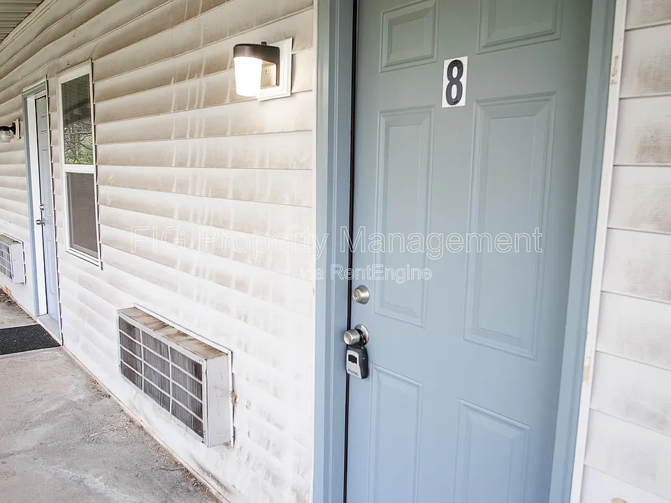 1806 Minnis Ave #8