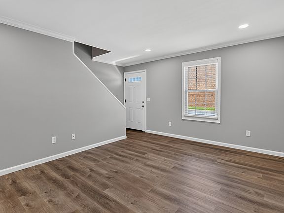 5th image of 720 N Dixie Ave APT A