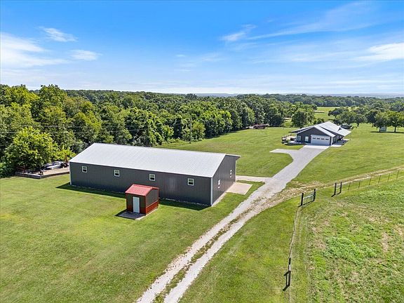 3rd image of 17169 N White Oak Ridge Road