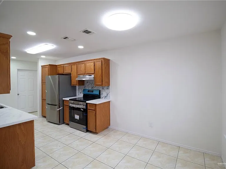 2717 Umbrellabird Ave — Photo 8