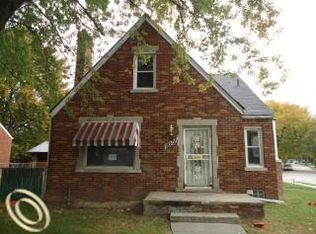 18600 Morang Dr, Detroit, MI 48205