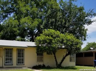 4221 Silver Lake Dr, San Antonio, TX 78219