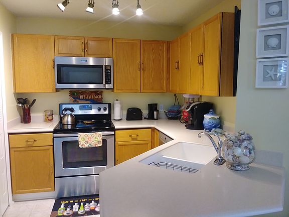 3rd image of 4248 Sun Village Ct #14A