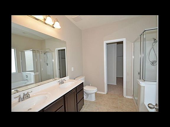 5th image of 1264 Hyde Park Dr
