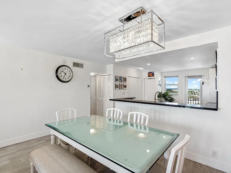 750 N Ocean Blvd #1507 — Photo 9