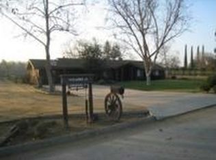 1425 Lewis Ln, Tulare, CA 93274