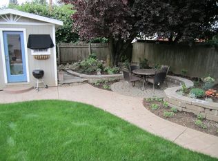 9125 SE Alder St, Portland, OR 97216