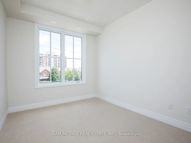 1180 Cawthra Rd #102 — Photo 14