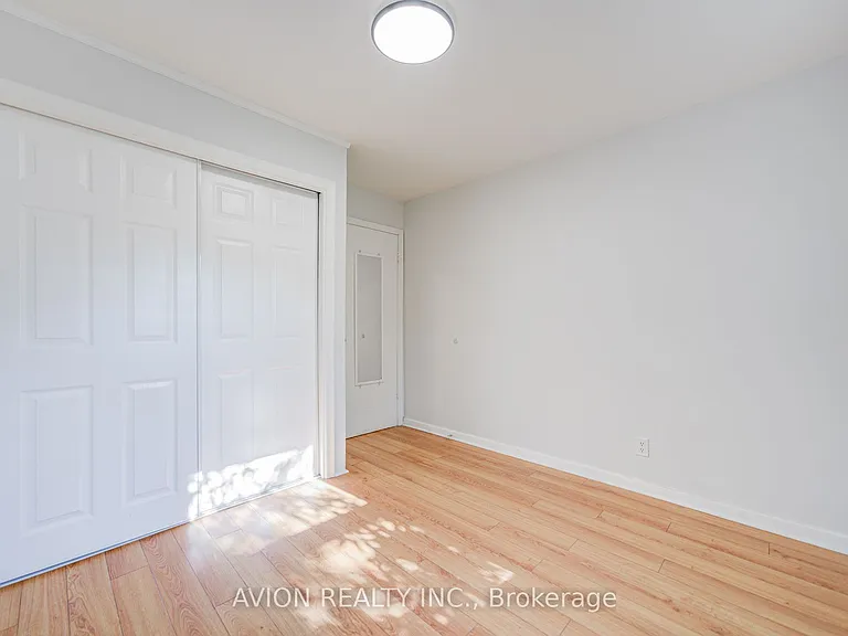882 Broadview Ave #3 — Photo 9
