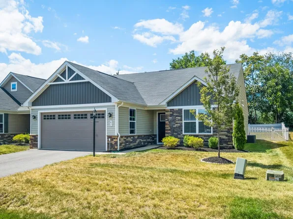 61 S Peak Dr, McGaheysville, VA 22840