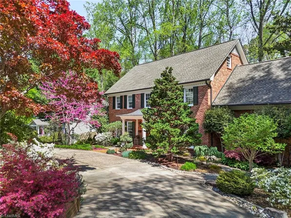 3521 Buena Vista Rd, Winston Salem, NC 27106