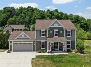 315 Kames Ct, Slinger, WI 53086