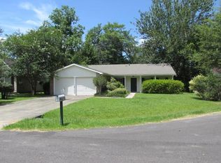 102 Saint Anne Cir, Covington, LA 70433