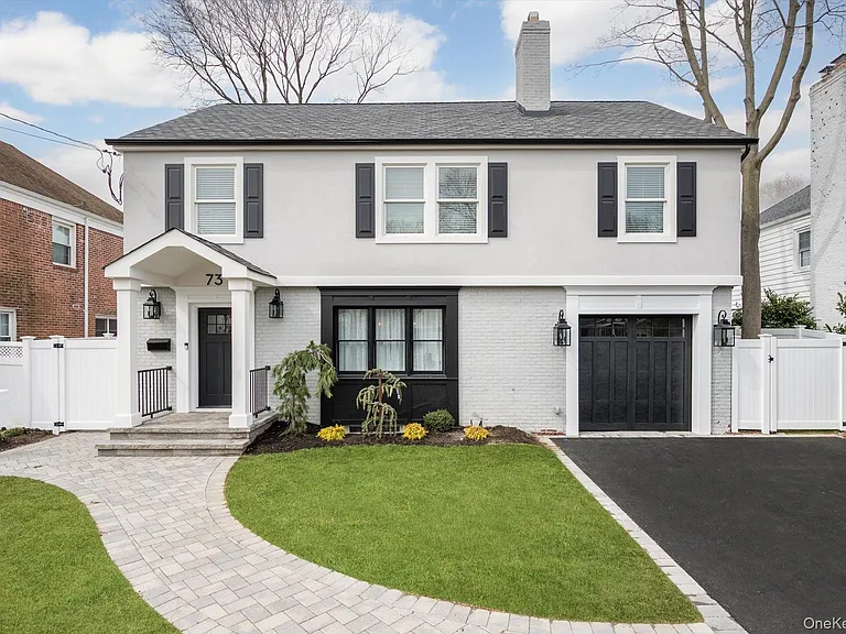 73 Stratford Rd — Photo 1